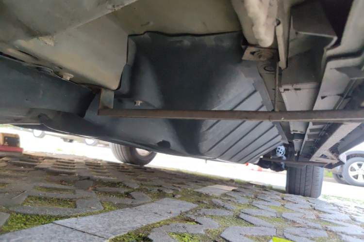 Used Honda CR-V 2015 2.0L two-wheel drive Fashion Edition Chassis Front Left