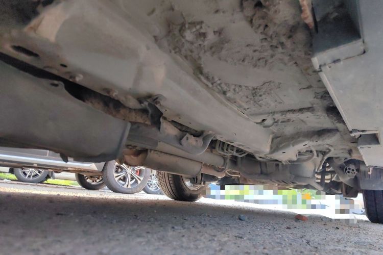 Used Honda CR-V 2015 2.4L four-wheel drive luxury version Chassis Front Left