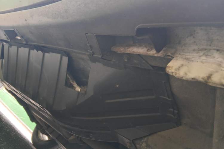 Used Honda CR-V 2015 2.4L two-wheel drive luxury version Chassis Front Right