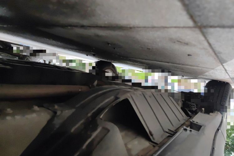 Used Honda CR-V 2015 2.4L four-wheel drive luxury version Chassis Front Right