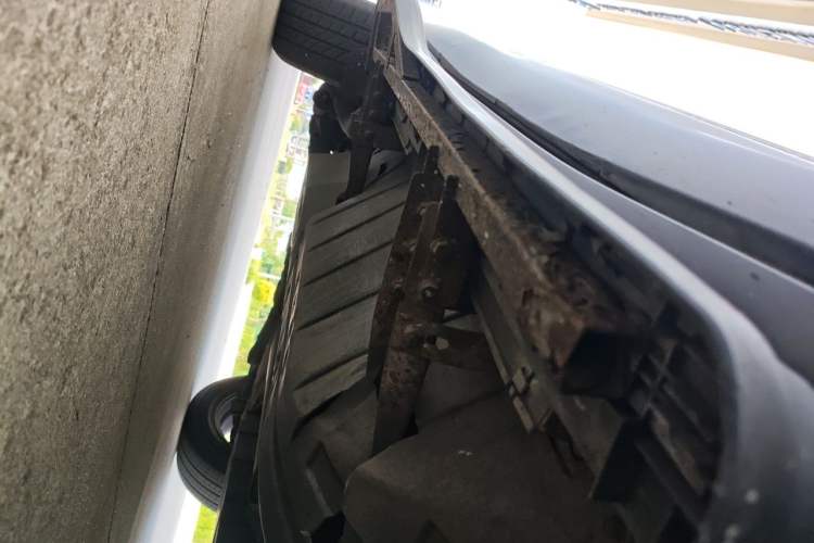 Used Honda CR-V 2015 2.4L two-wheel drive luxury version Chassis Front Right