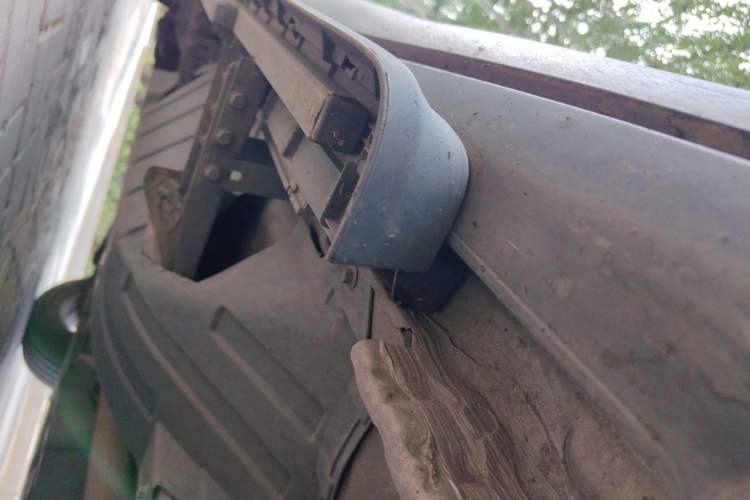 Used Honda CR-V 2015 2.4L two-wheel drive luxury version Chassis Front Right