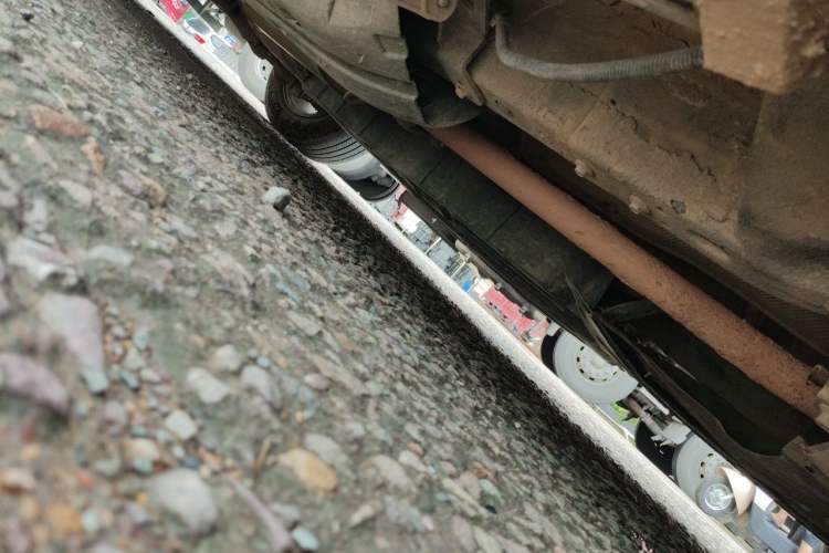 Used Honda CR-V 2015 2.0L two-wheel drive Fashion Edition Chassis Front Right