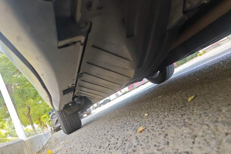Used Honda CR-V 2015 2.0L 2WD Classic Edition Chassis Front Right
