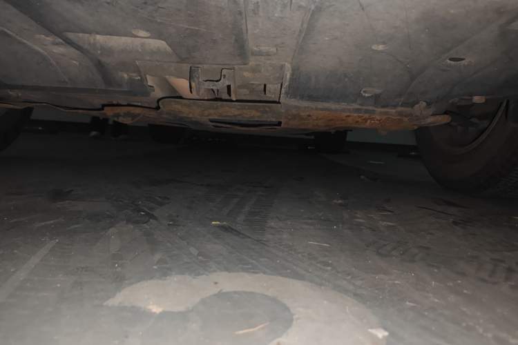 Used Honda CR-V 2015 2.4L two-wheel drive luxury version Chassis Front