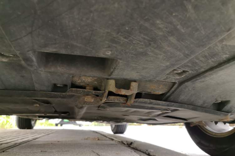 Used Honda CR-V 2015 2.0L two-wheel drive urban version Chassis Front