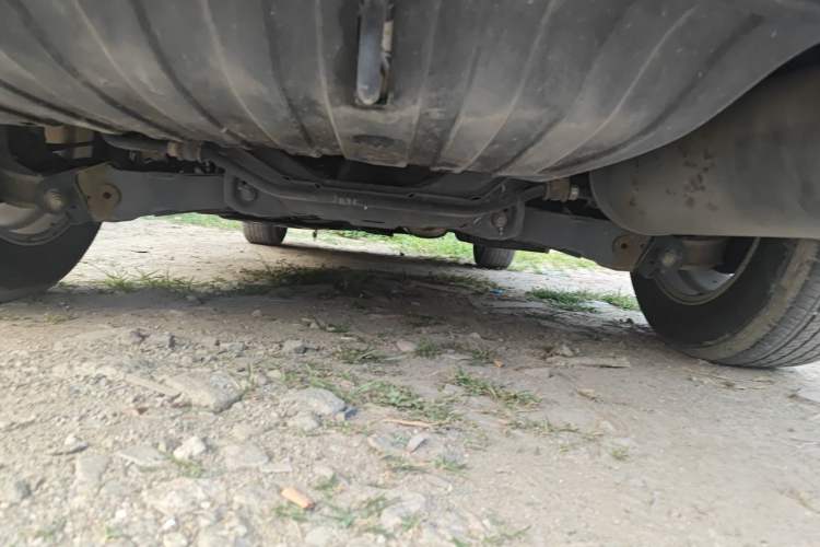 Used Honda CR-V 2015 2.4L two-wheel drive luxury version Chassis Rear