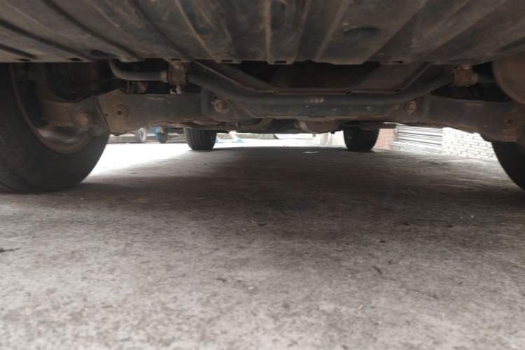 Used Honda CR-V 2015 2.0L two-wheel drive Fashion Edition Chassis Rear