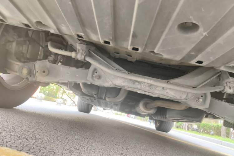 Used Honda CR-V 2015 2.0L two-wheel drive Fashion Edition Chassis Rear