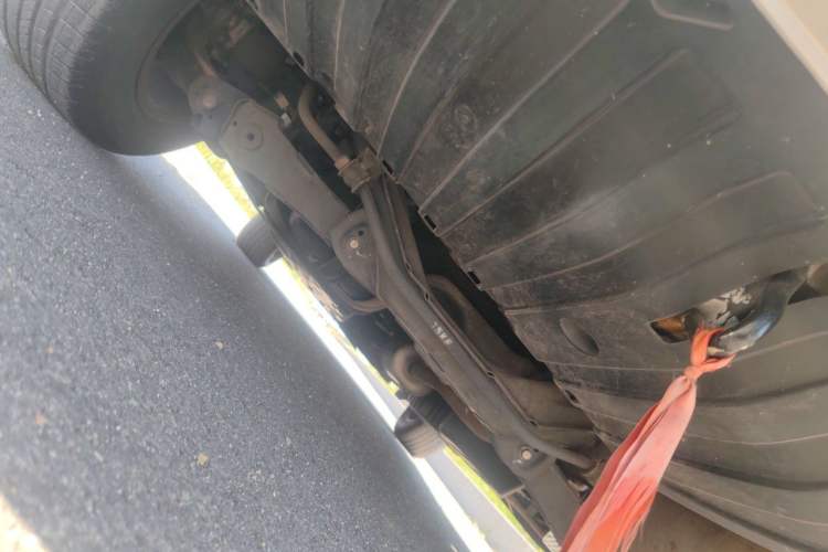 Used Honda CR-V 2015 2.0L two-wheel drive Fashion Edition Chassis Rear