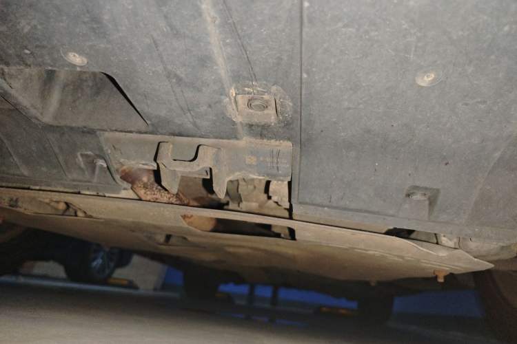 Used Honda CR-V 2015 2.0L two-wheel drive urban version Chassis Rear