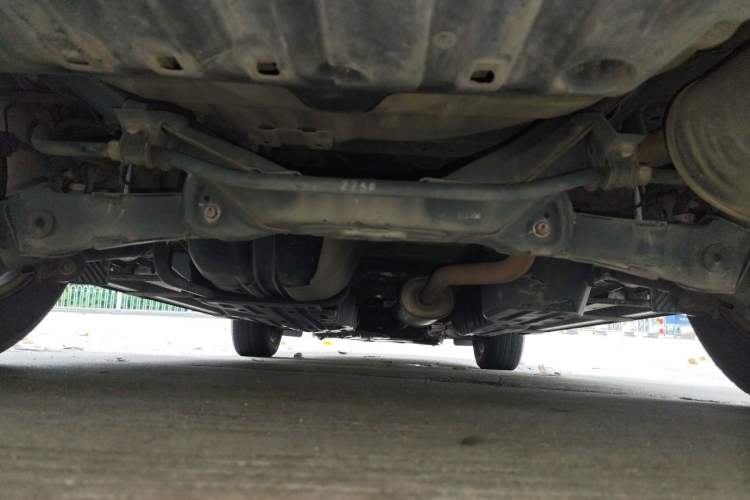 Used Honda CR-V 2015 2.0L two-wheel drive urban version Chassis Rear