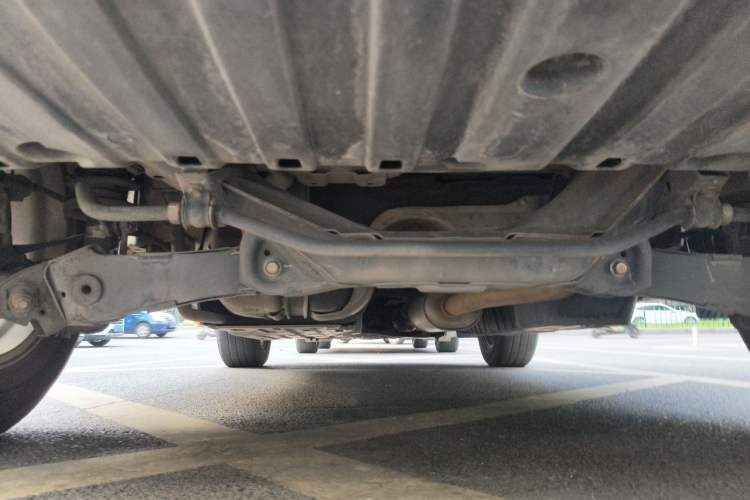 Used Honda CR-V 2015 2.4L two-wheel drive luxury version Chassis Rear