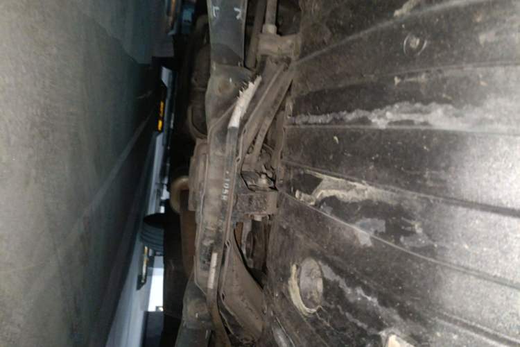 Used Honda CR-V 2015 2.4L four-wheel drive luxury version Chassis Rear