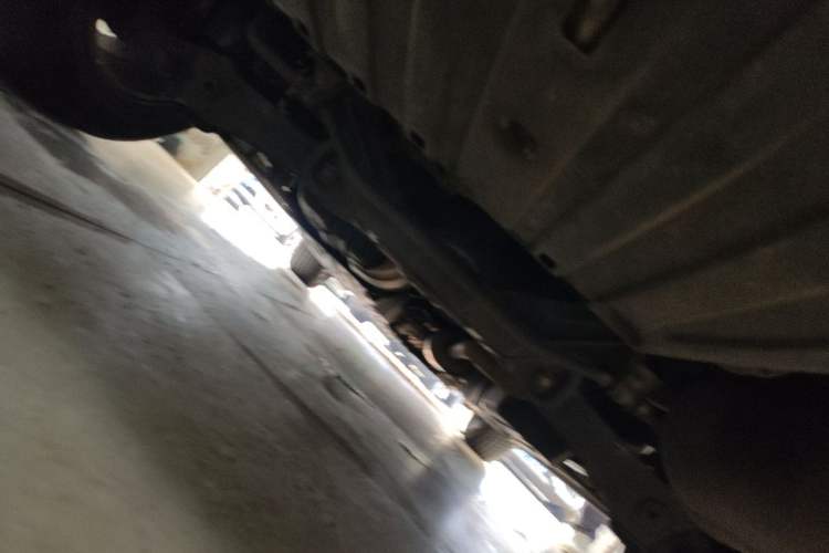 Used Honda CR-V 2015 2.0L two-wheel drive Fashion Edition Chassis Rear