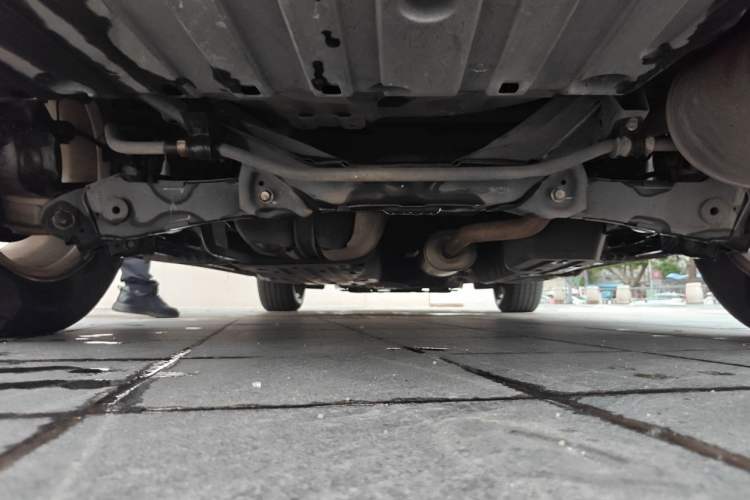 Used Honda CR-V 2015 2.0L two-wheel drive urban version Chassis Rear