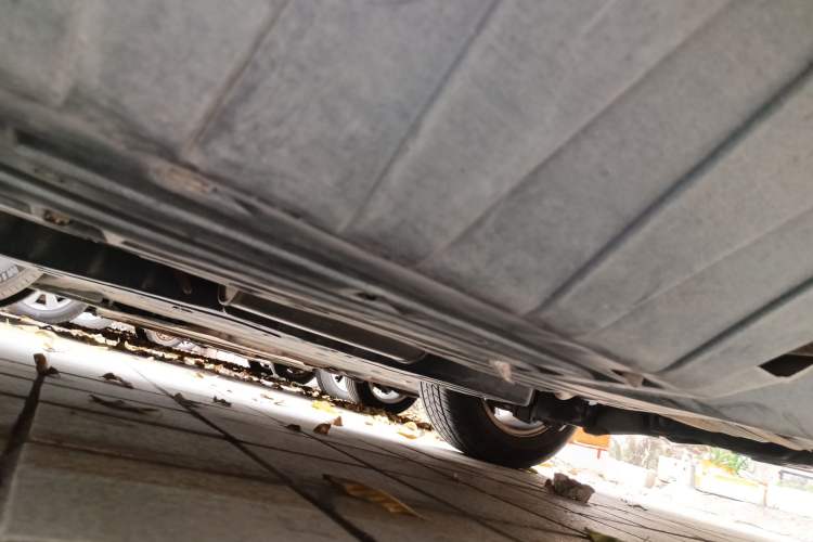 Used Honda CR-V 2015 2.0L two-wheel drive urban version Chassis Rear Left
