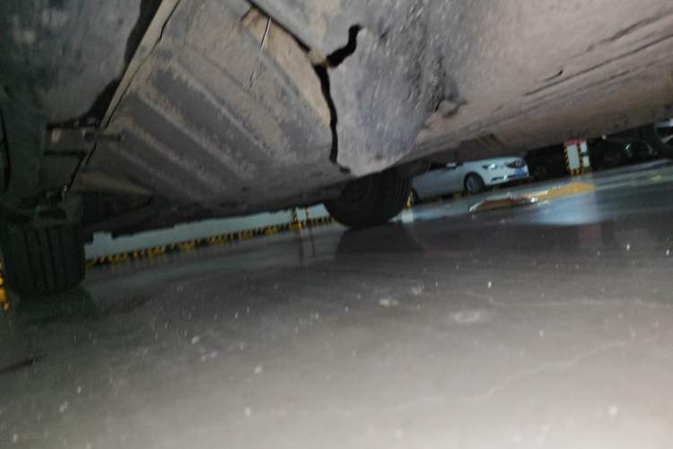 Used Honda CR-V 2015 2.0L two-wheel drive urban version Chassis Rear Left