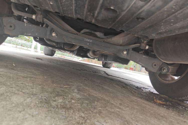 Used Honda CR-V 2015 2.0L two-wheel drive urban version Chassis Rear