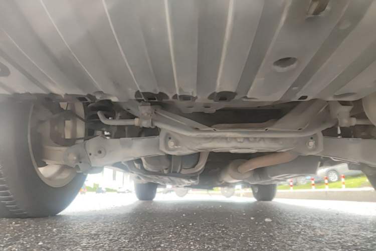 Used Honda CR-V 2015 2.4L two-wheel drive luxury version Chassis Rear
