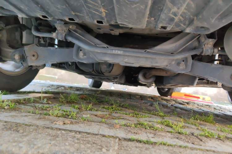 Used Honda CR-V 2015 2.0L two-wheel drive Fashion Edition Chassis Rear