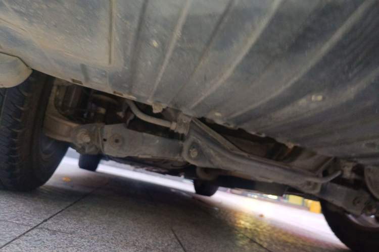 Used Honda CR-V 2015 2.0L two-wheel drive Fashion Edition Chassis Rear