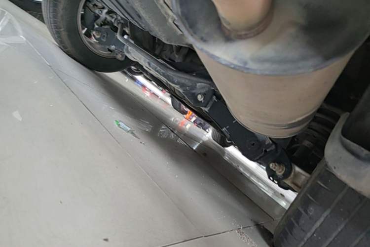Used Honda CR-V 2015 2.0L two-wheel drive Fashion Edition Chassis Rear Right