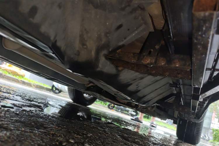Used Honda CR-V 2015 2.4L four-wheel drive luxury version Chassis Rear Right