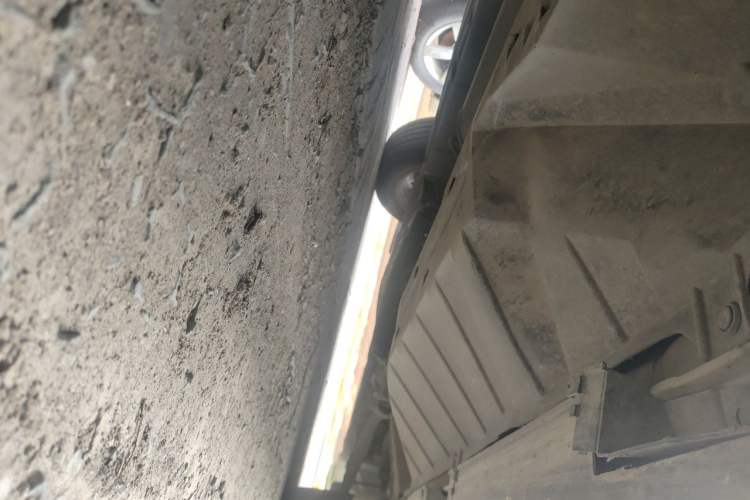 Used Honda CR-V 2015 2.0L two-wheel drive urban version Chassis Rear Right