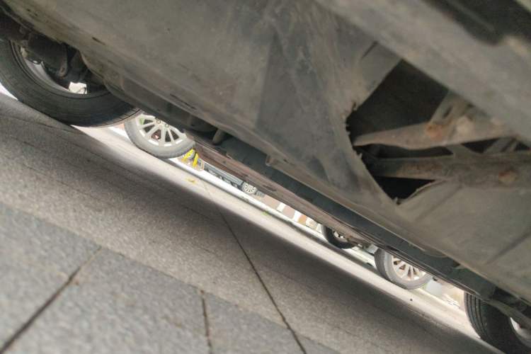 Used Honda CR-V 2015 2.4L Four-Wheel Drive Prestige Edition Chassis Rear Right