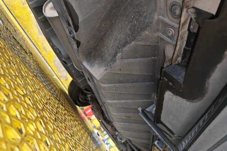 Used Honda CR-V 2015 2.0L two-wheel drive urban version Chassis Rear Right