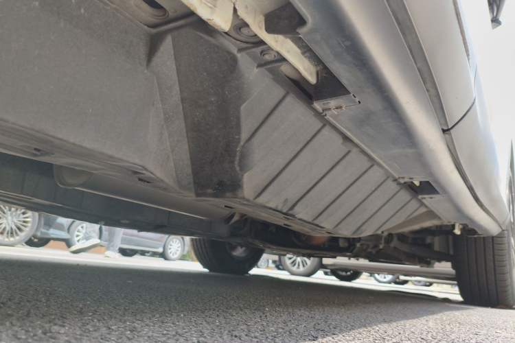 Used Honda CR-V 2015 2.4L Four-Wheel Drive Prestige Edition Chassis Rear Right