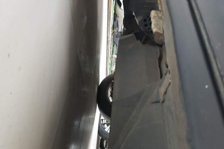 Used Honda CR-V 2015 2.0L two-wheel drive Fashion Edition Chassis Rear Right
