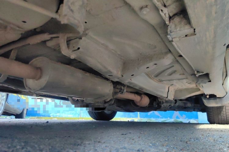 Used Honda CR-V 2015 2.4L four-wheel drive luxury version Chassis Rear Right