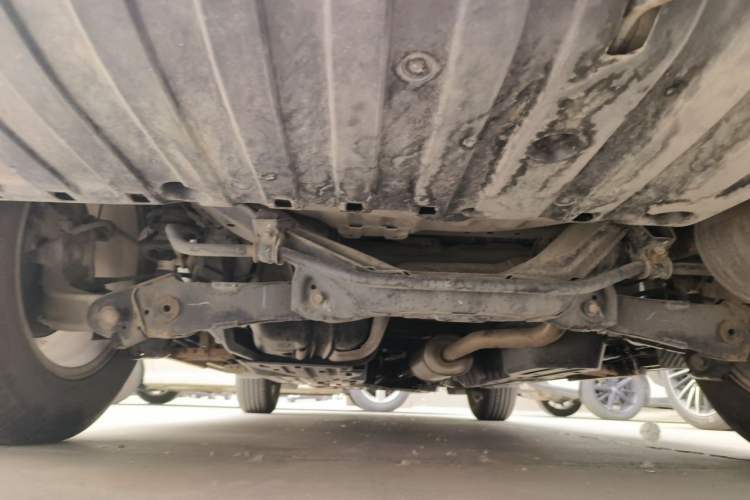 Used Honda CR-V 2015 2.0L 2WD Classic Edition Chassis Rear
