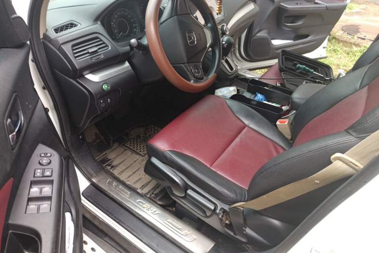 Used Honda CR-V 2015 2.0L two-wheel drive Fashion Edition Driver Seat