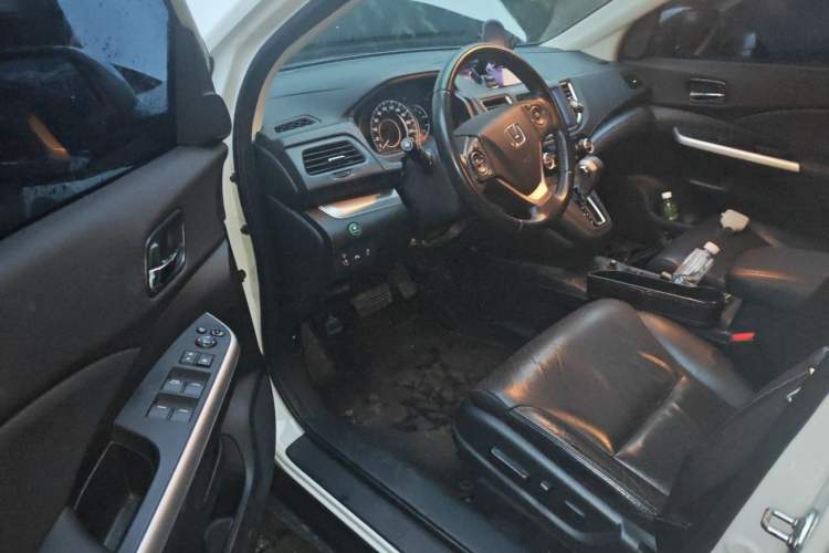 Used Honda CR-V 2015 2.4L two-wheel drive luxury version Driver Seat