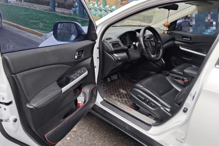 Used Honda CR-V 2015 2.4L two-wheel drive luxury version Driver Seat