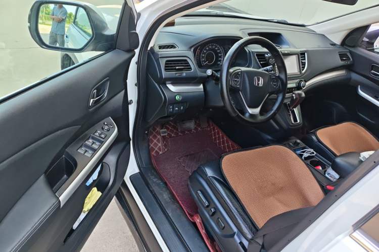 Used Honda CR-V 2015 2.4L two-wheel drive luxury version Driver Seat