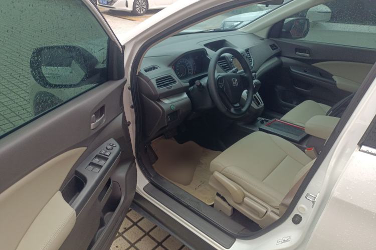 Used Honda CR-V 2015 2.0L 2WD Classic Edition Driver Seat