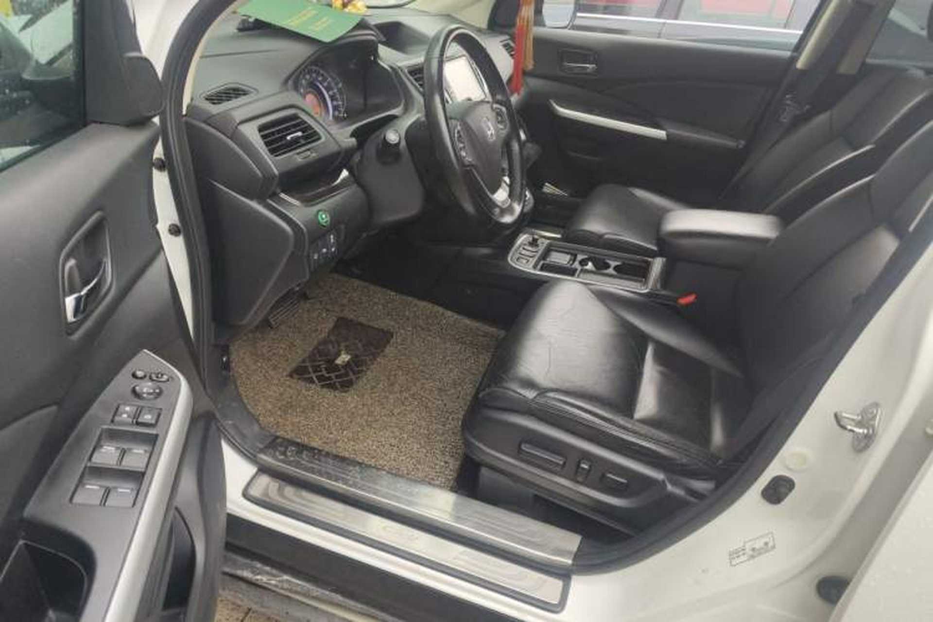 Used Honda CR-V 2015 2.4L Four-Wheel Drive Prestige Edition Driver Seat