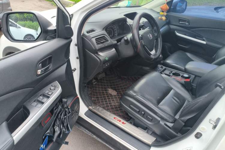 Used Honda CR-V 2015 2.4L two-wheel drive luxury version Driver Seat