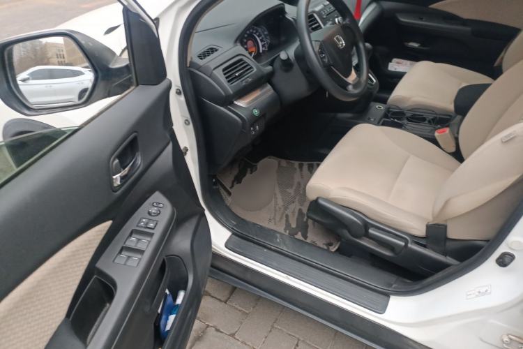 Used Honda CR-V 2015 2.0L two-wheel drive urban version Driver Seat