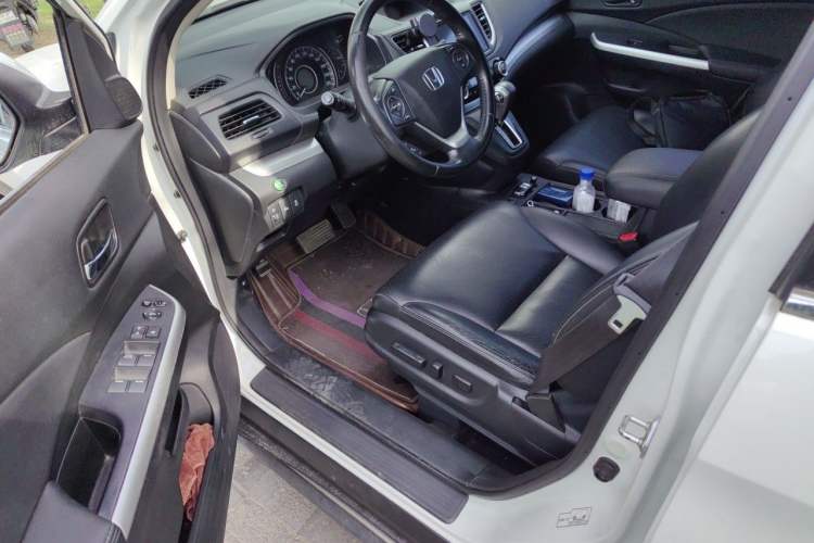 Used Honda CR-V 2015 2.4L two-wheel drive luxury version Driver Seat