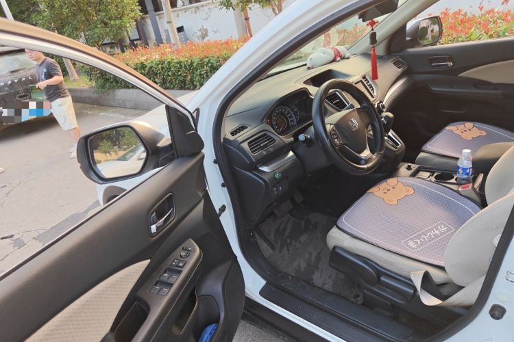 Used Honda CR-V 2015 2.0L two-wheel drive Fashion Edition Driver Seat