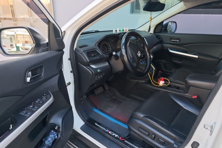Used Honda CR-V 2015 2.4L two-wheel drive luxury version Driver Seat