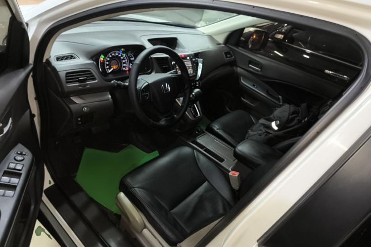 Used Honda CR-V 2015 2.0L 2WD Classic Edition Driver Seat