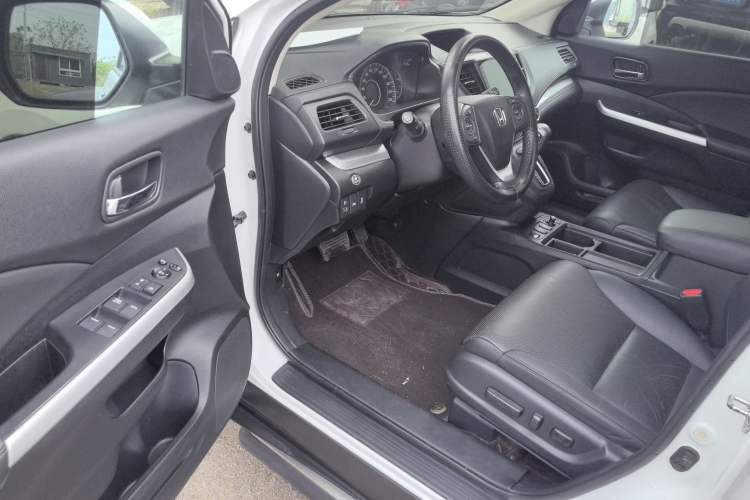 Used Honda CR-V 2015 2.4L two-wheel drive luxury version Driver Seat