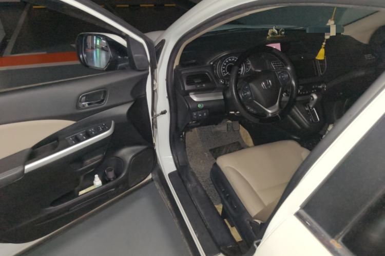 Used Honda CR-V 2015 2.4L four-wheel drive luxury version Driver Seat