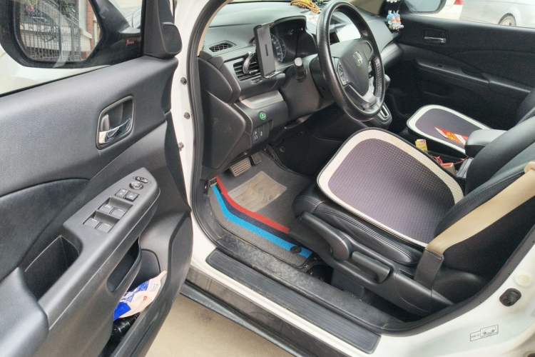 Used Honda CR-V 2015 2.0L two-wheel drive Fashion Edition Driver Seat